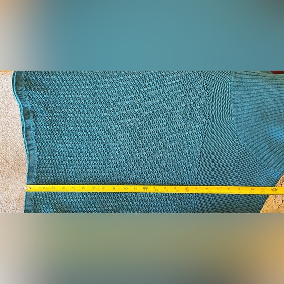 Coldwater Creek Blue Short Sleeve Cowl Neck Sweater Size M - Picture 4 of 7